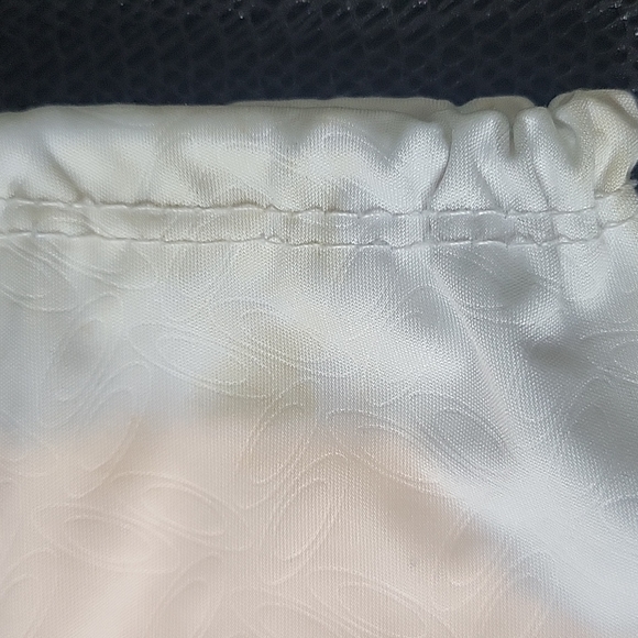 Oakley Sunglass Dust bag - Picture 4 of 5